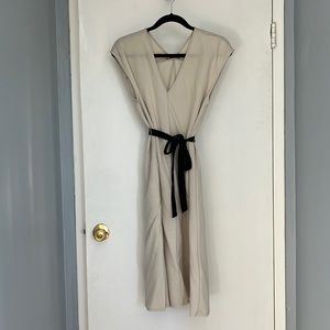 Beige Zara dress with tie